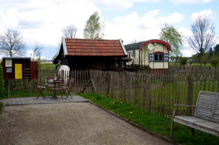 Poppel bed breakfast pipowagen